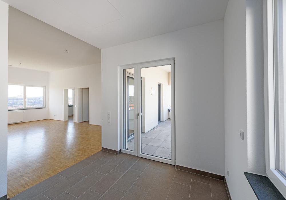 Die Wohnungen sind großzügig und besonders hell durch den taillierten Grundstückszuschnitt (Foto: C. Köhler, Mannheim)